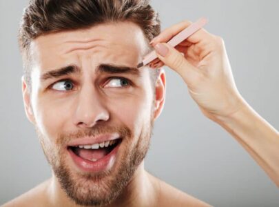 Eyebrow shaping for men